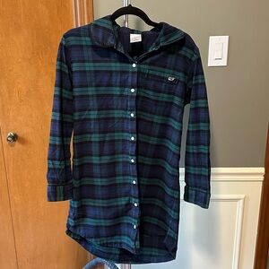 Vineyard Vines long sleeve nightgown